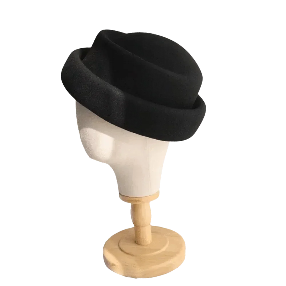 Gorro elegante de iglesia