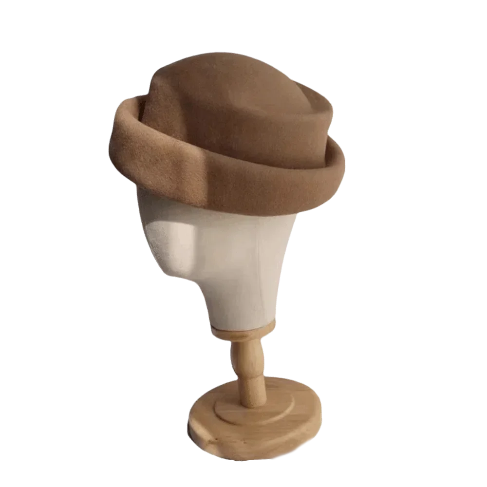 Gorro elegante de iglesia