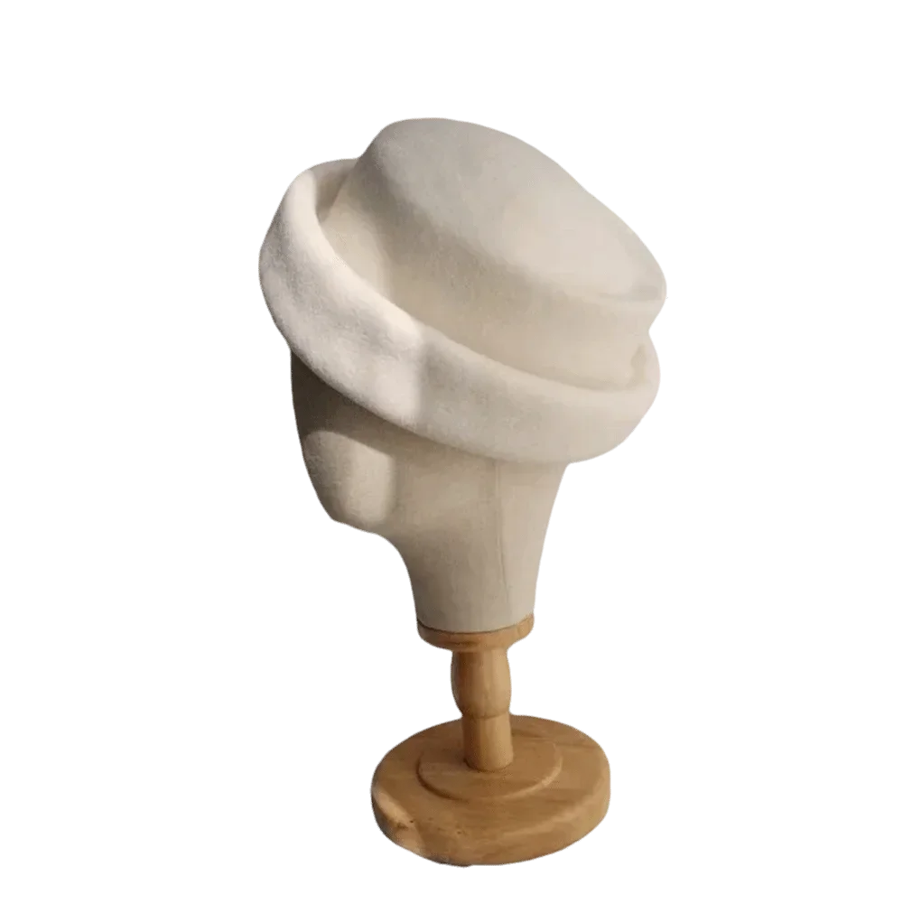 Gorro elegante de iglesia